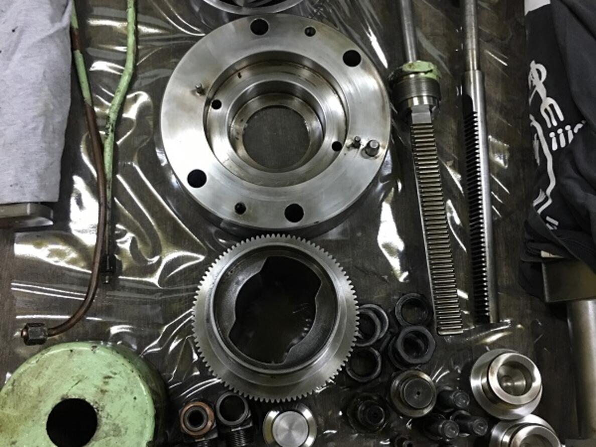 B&W 5S60 Fuel Pump Overhaul