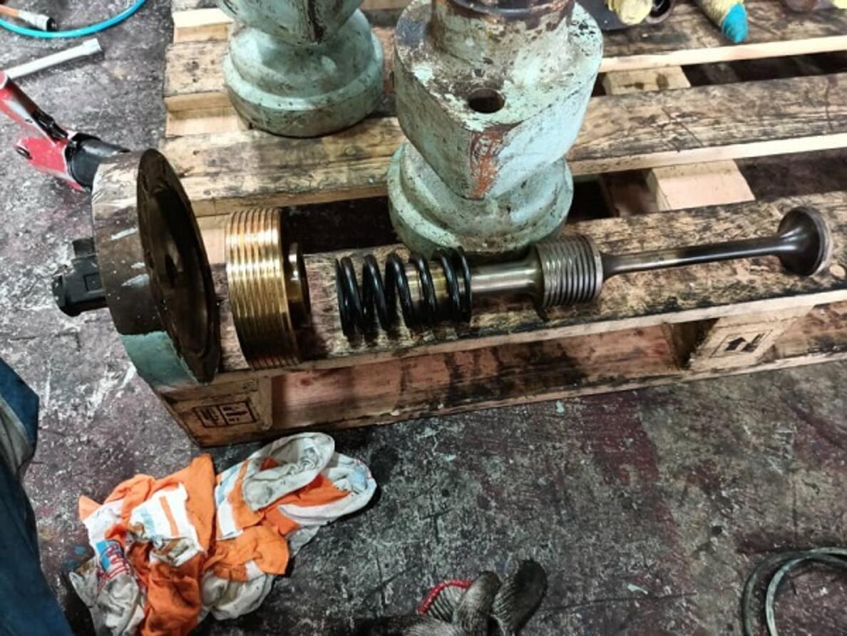 Overhaul MAN 60MC Air Starting Valve