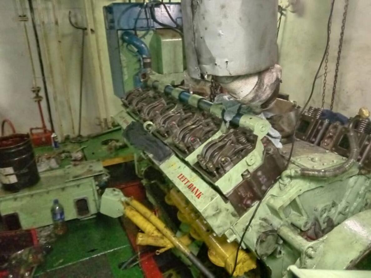 Major Overhaul Cummins KTA38 part 02
