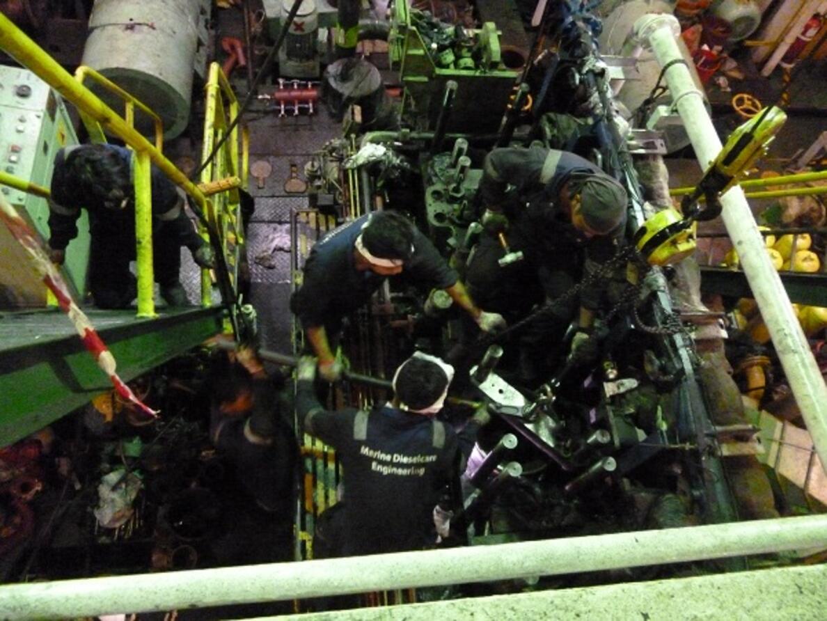 Yanmar 330EN Main Engine In-situ overhaul