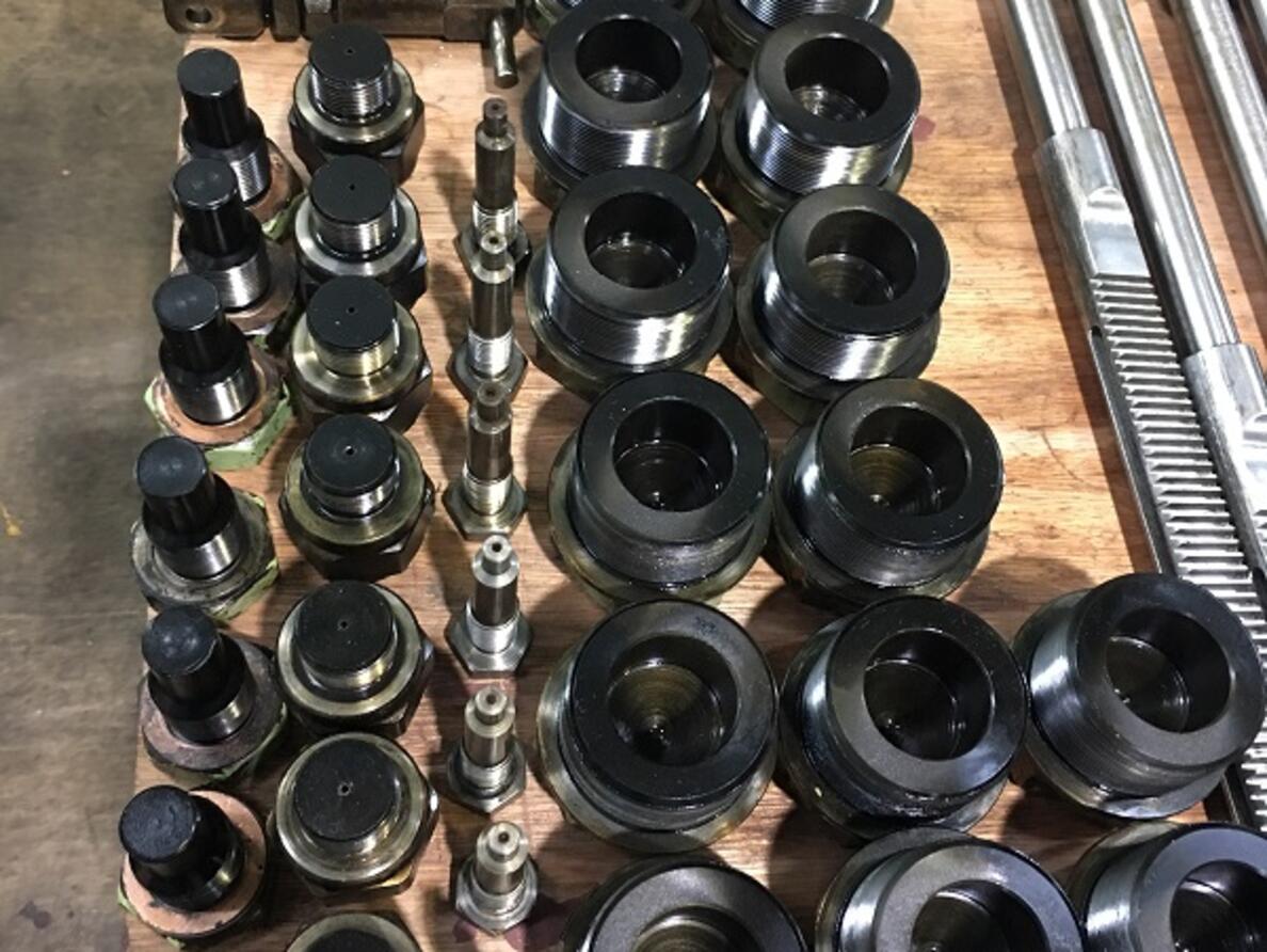 MAN B&W 7S70MC Fuel Pump Overhaul