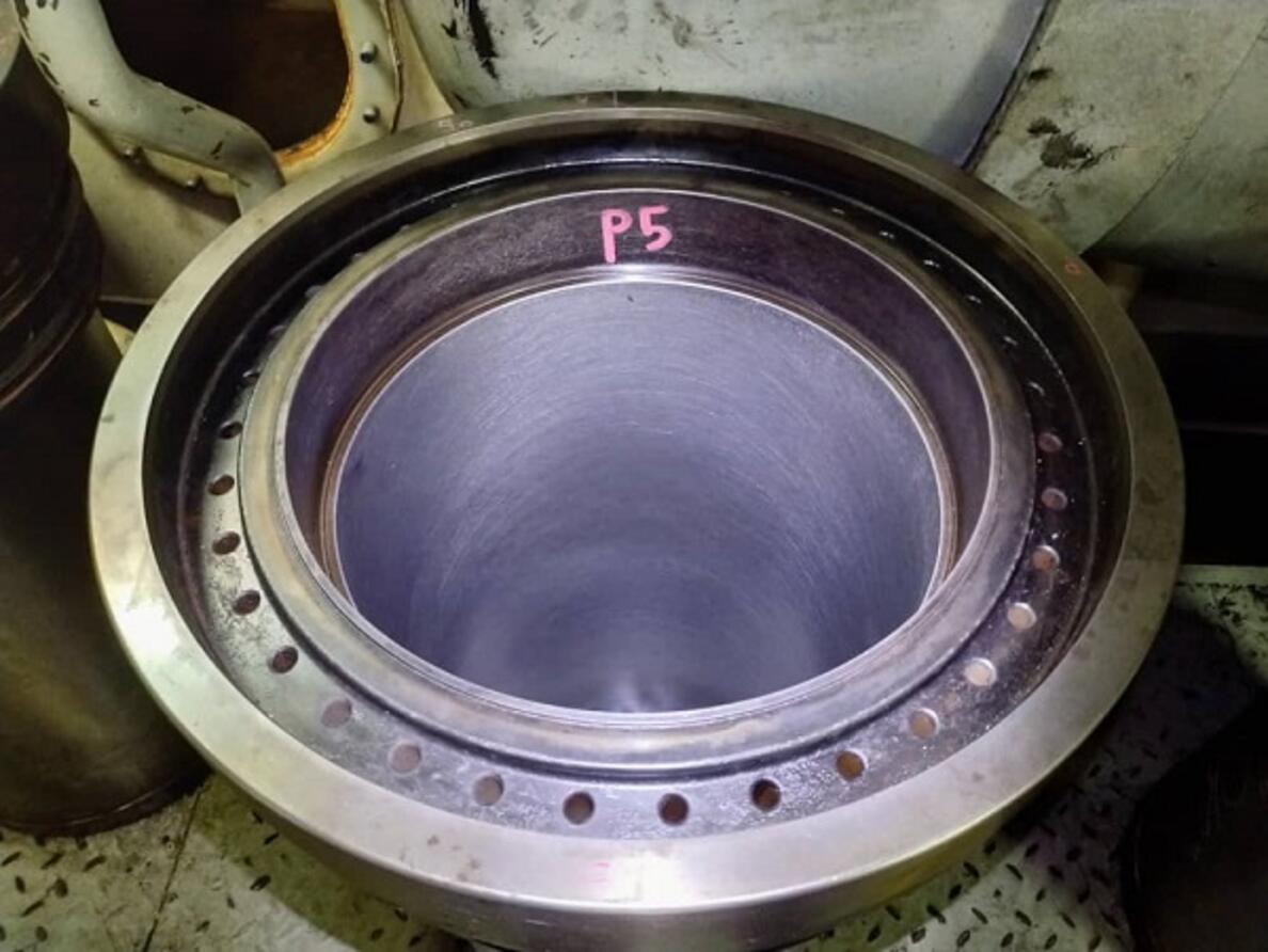 Major Overhaul Wartsila 8L32 @ Labuan Shipyard Part 03