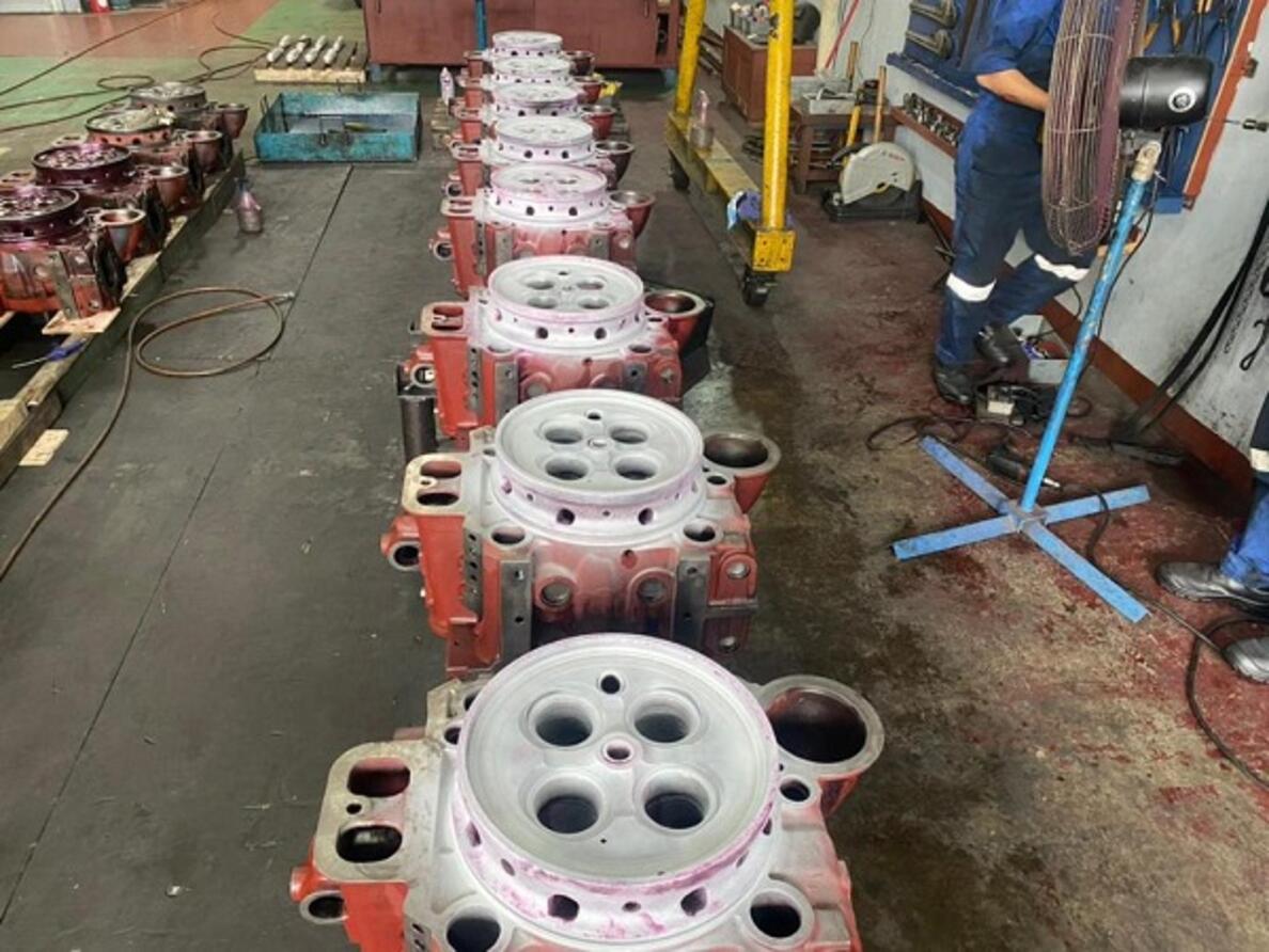 MAK 8M25 Engine Top Overhaul part 02
