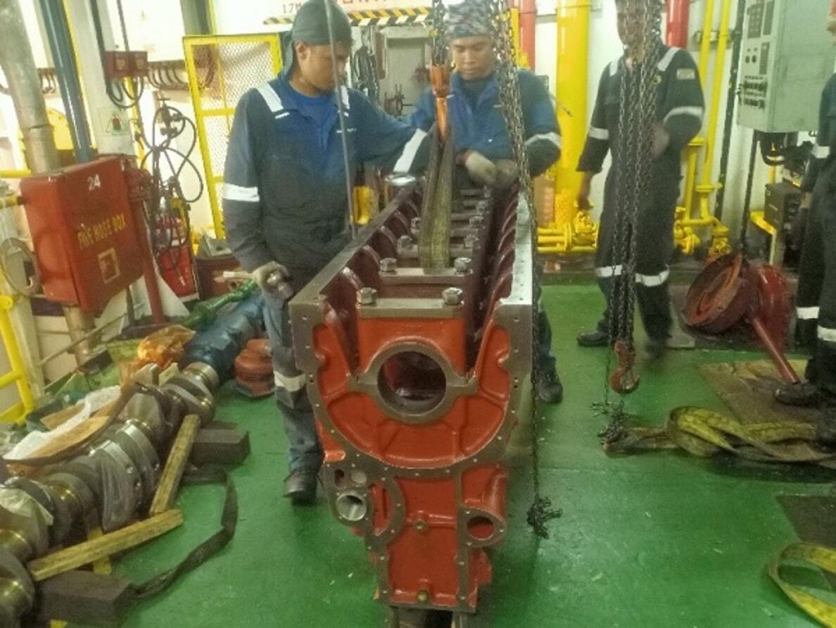 Rebuild Henan TBD604 Aux Engine