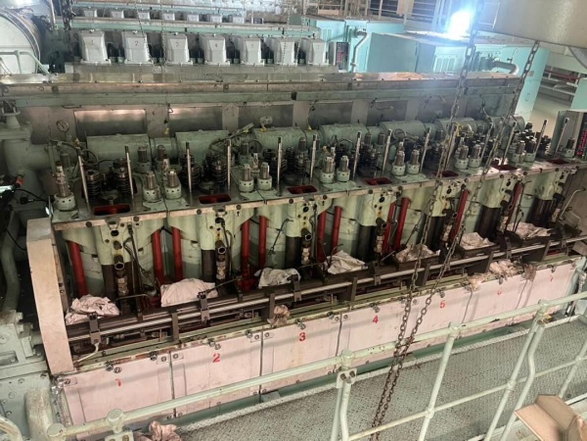 Major Overhaul MAN 7H32/40 Engine Part 01