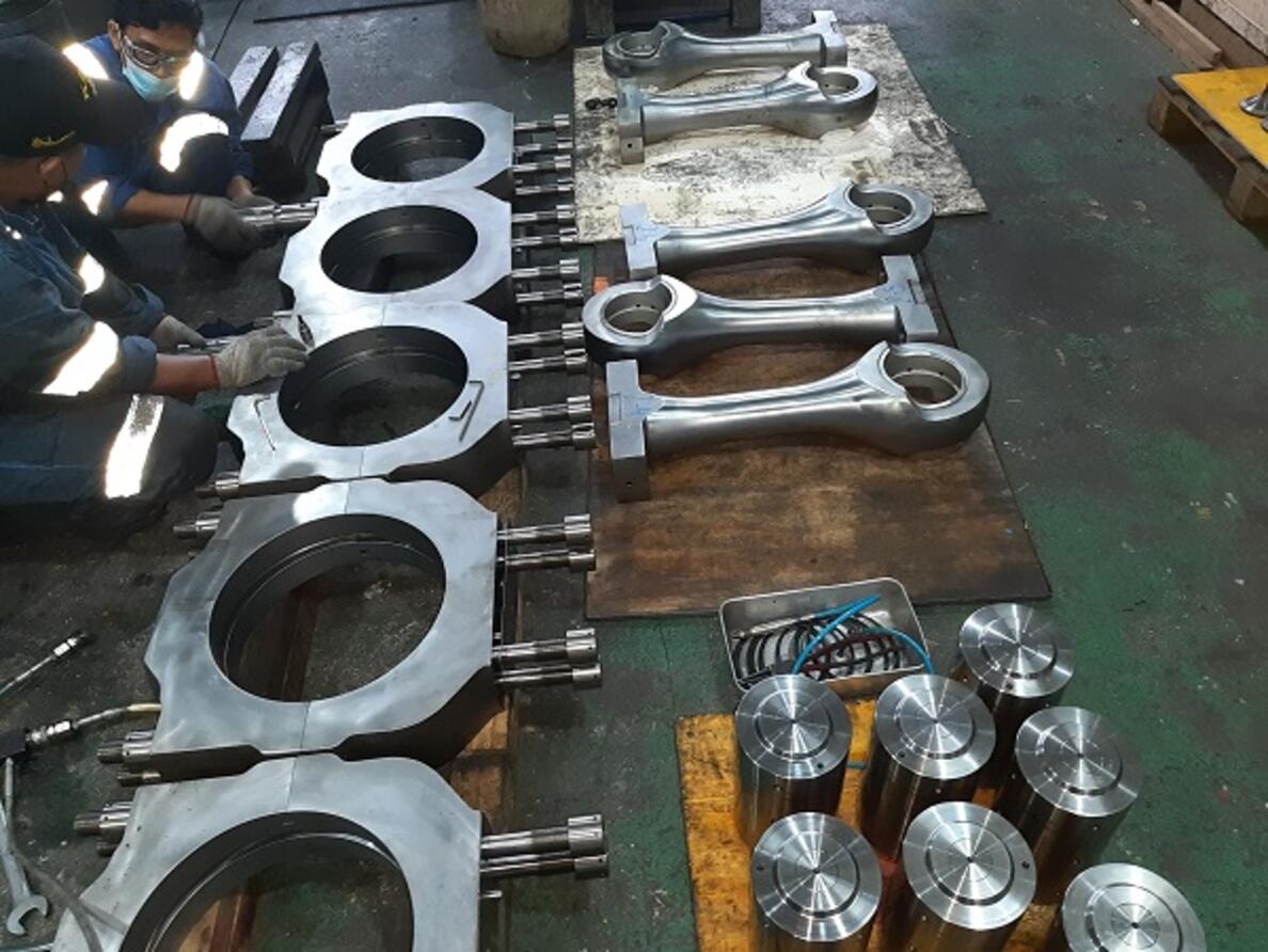 Major Overhaul MAN 7H32/40 Engine Part 02