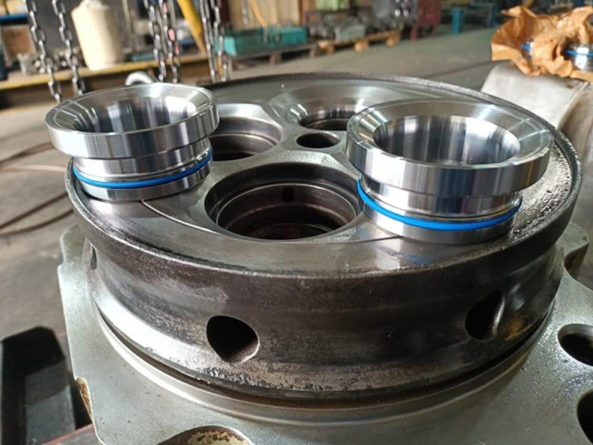 Hyundai Himsen 7H21-32 Aux Engine Overhaul 01