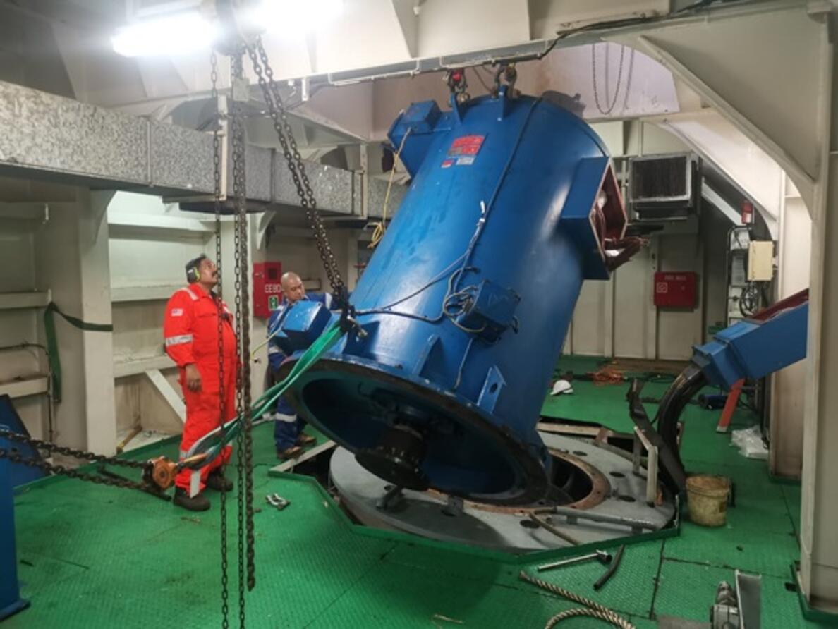 Thruster Motor Bearing Renew & Overhaul