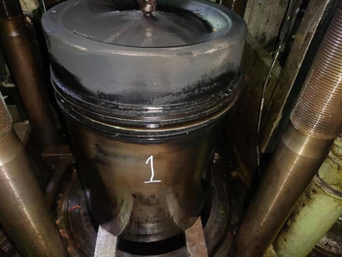 Yanmar 6N330EN Major Overhaul Part 1