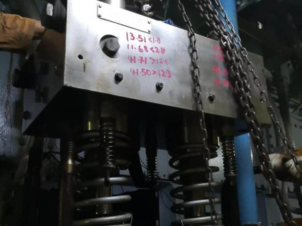 Sulzer 7RTA62 U-B Fuel Pump Block Overhaul