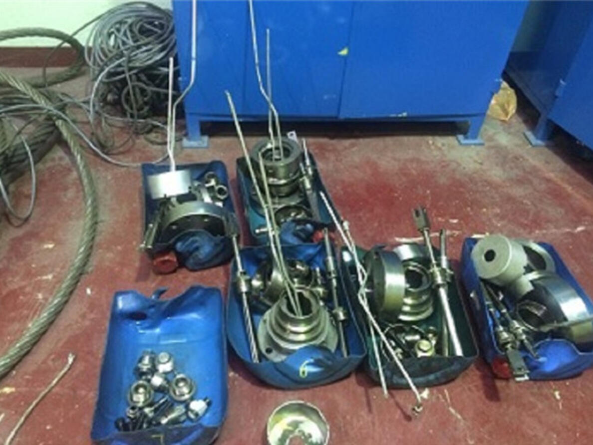 MAN B&W 7S60MC Fuel Pump and Absorber Overhaul