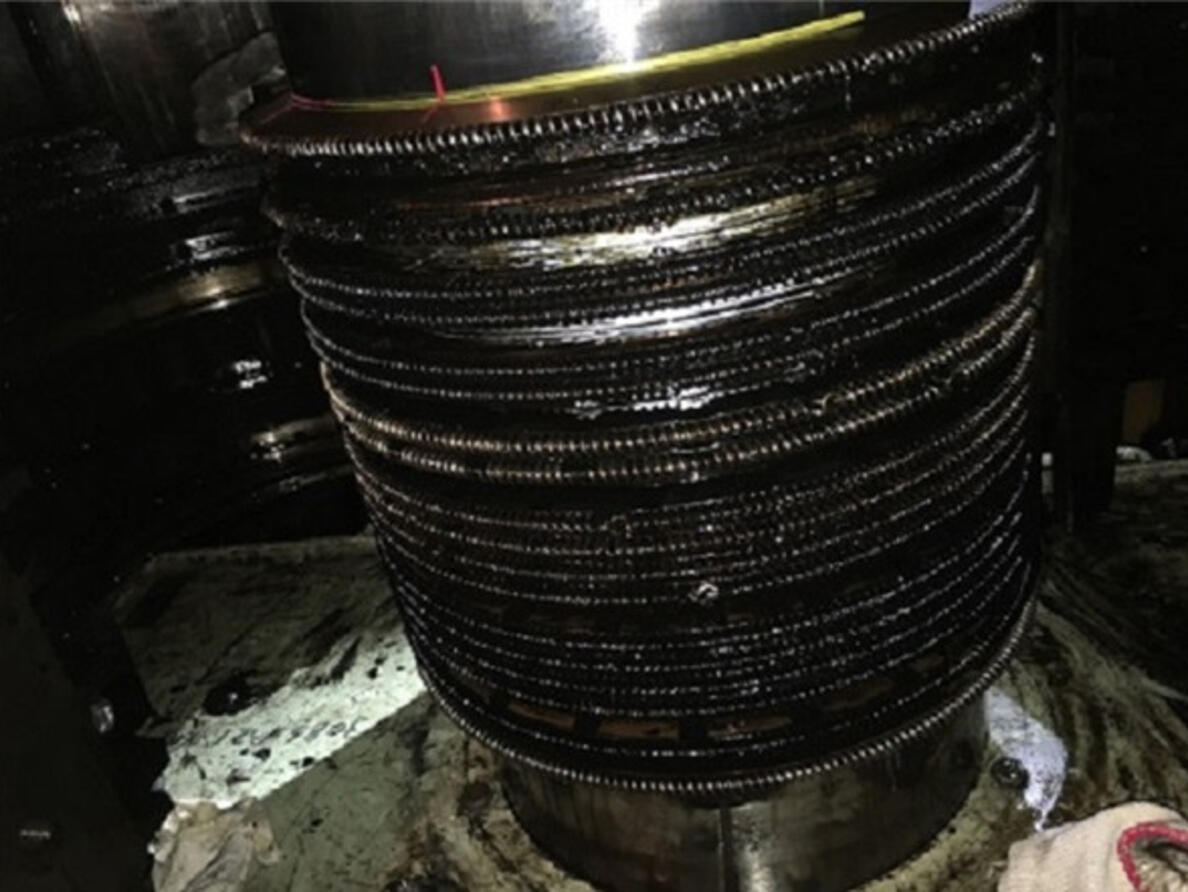 Sulzer 11RTA96 Stuffing Box Overhaul