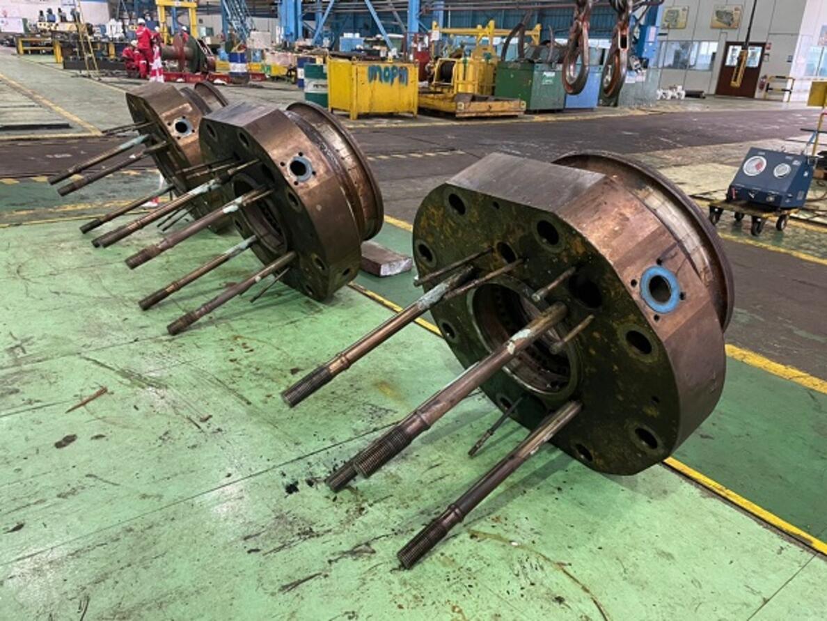 Overhaul MAN 60MC Cylinder Cover