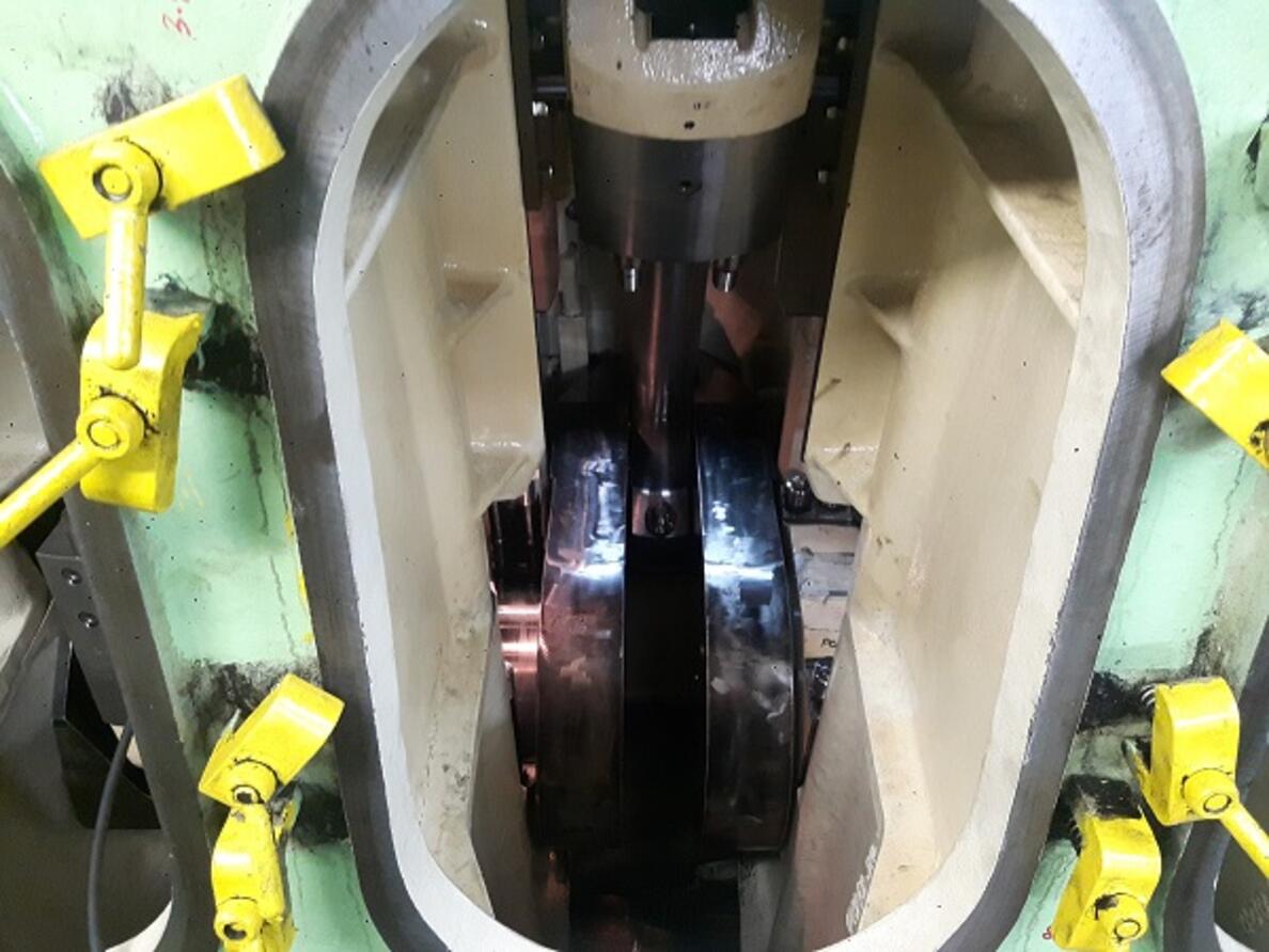 MAN B&W35MC Main Bearing & Thrust Pad Survey