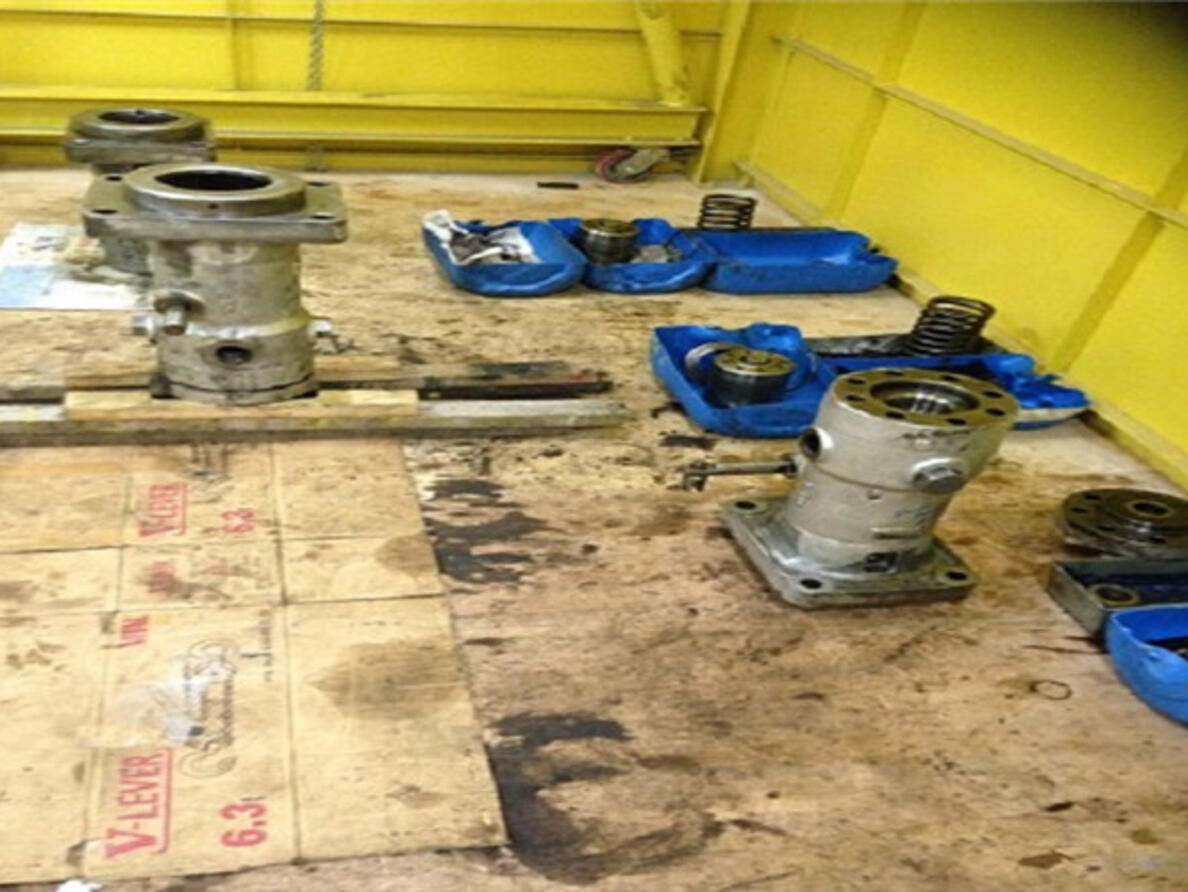 Mitsubishi 7UEC50 Fuel Pump Overhaul