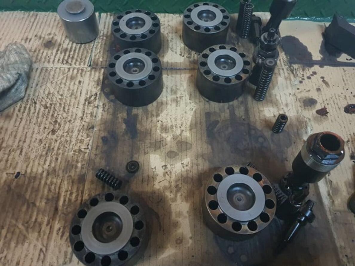 Sulzer RTA96 Fuel Pump Block Insitu overhaul with Timing @ Port Klang